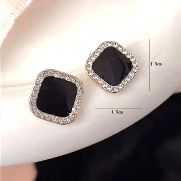 Cubic Zirconia Black Square Earrings - Picture 3 of 4